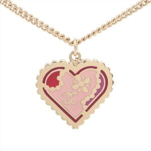 CHANEL 05P 2005 Heart Coco Mark Pendant Necklace in Gold